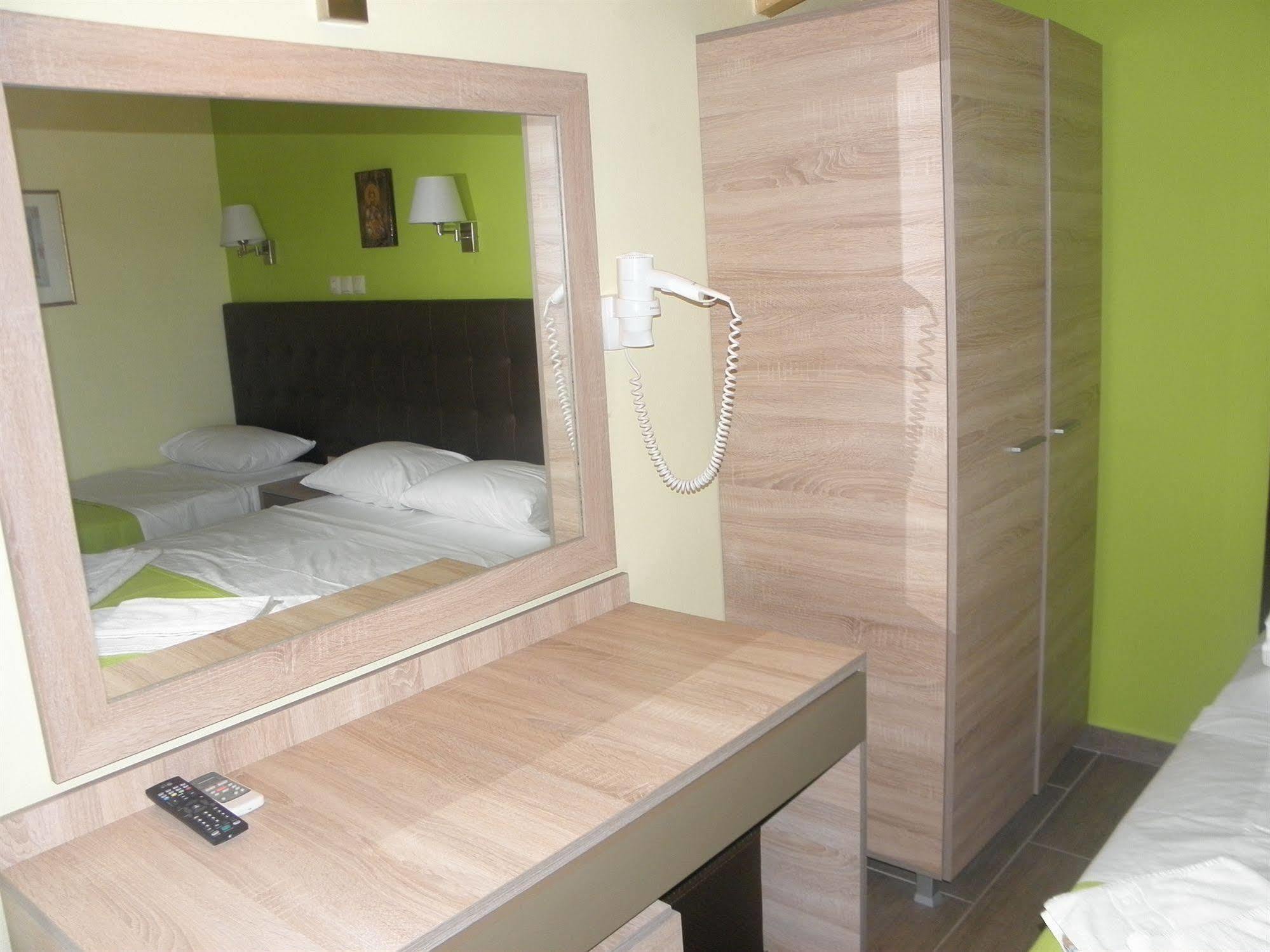 Makedonia Hotel Урануполи Екстериор снимка